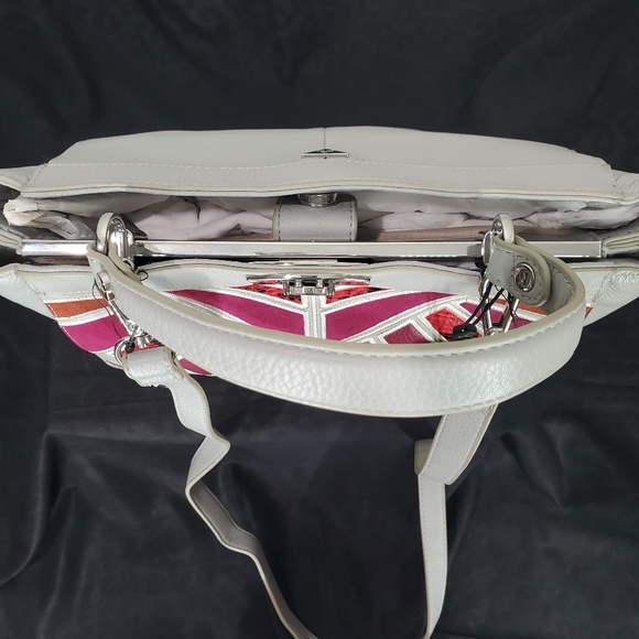 Sam Edelman Elisha Purse - Picture 15 of 16